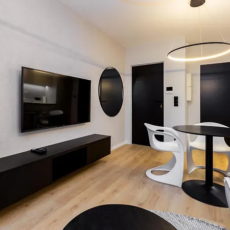 Apartment Quercus Deluxe By Bookinghost *