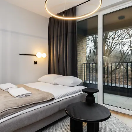 Quercus Deluxe By Bookinghost * Gdansk