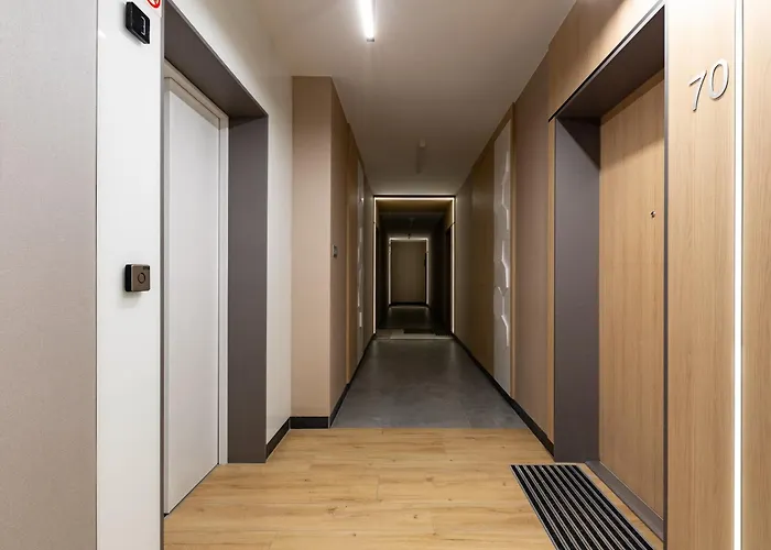 Apartman Quercus Deluxe By Bookinghost